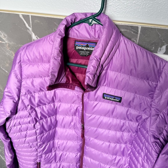 Patagonia Women's Puffer Jacket - Purple - Picture 6 of 9
